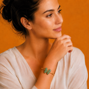 Mamedio Accesorios | Oro Vegetal | Joyería Artesanal en Sevilla brazalete mariposa con piedra de aventurina verde