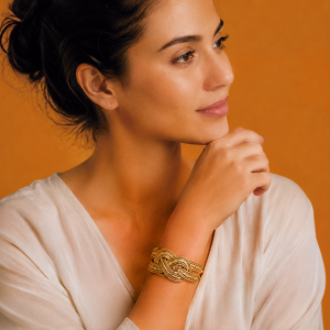 Mamedio Accesorios | Oro Vegetal | Joyería Artesanal en Sevilla brazalete trenzado capim dourado clásico