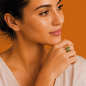 Mamedio Accesorios | Oro Vegetal | Joyería Artesanal en Sevilla anillo mariposa aventurina modelo